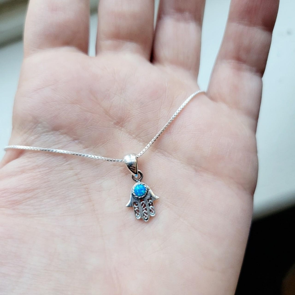 New Handmade 925 Sterling Silver Ornate Hamsa Blue Triplet Opal Necklace - Picture 2 of 8